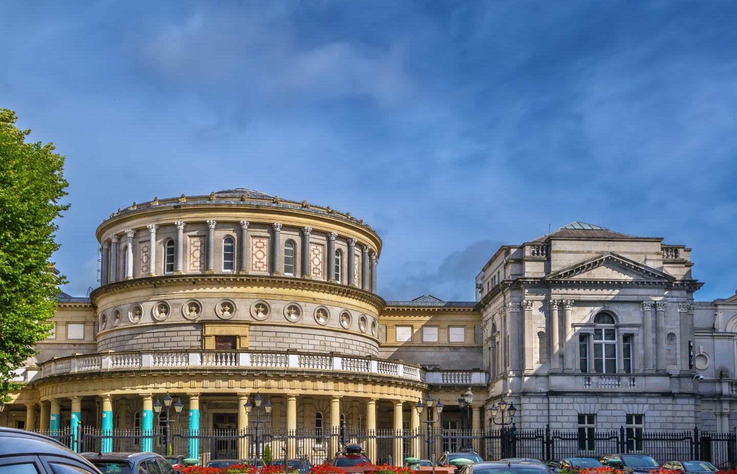 The outside of the National Library of Ireland building